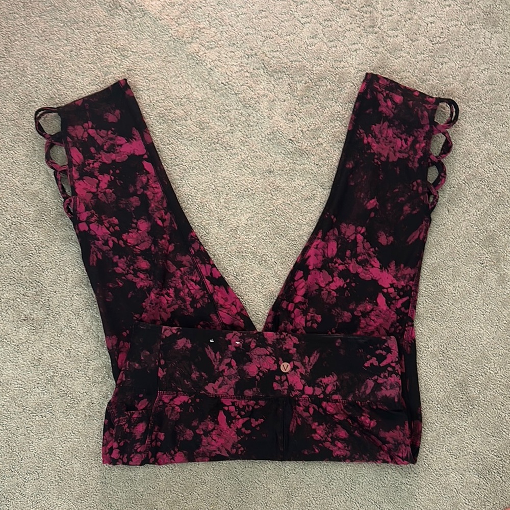Livi Active Pink Crop Cut Out Leggings